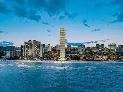 $11,800,000 | 19575 Collins Avenue, Unit 9, Sunny Isles Beach, FL 33160