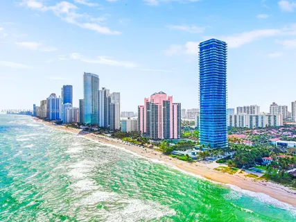 $11,800,000 | 19575 Collins Avenue, Unit 9, Sunny Isles Beach, FL 33160