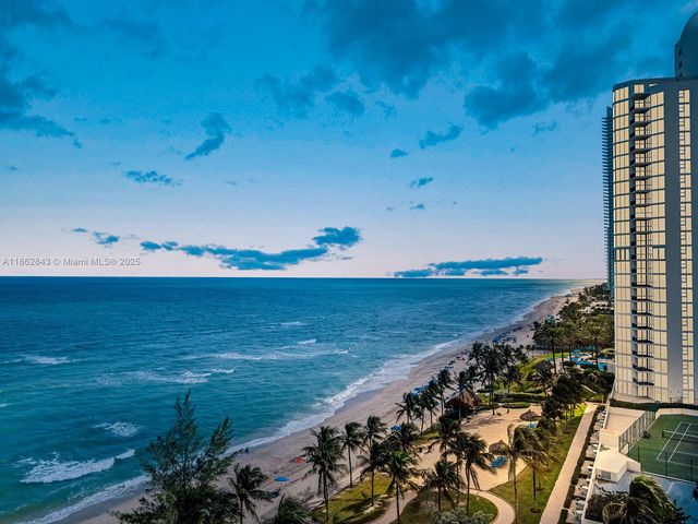 $11,800,000 | 19575 Collins Avenue, Unit 9, Sunny Isles Beach, FL 33160