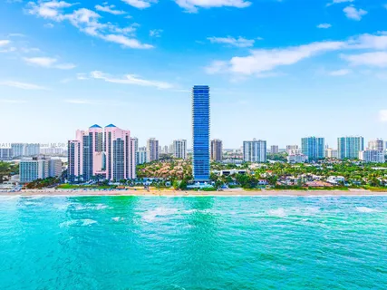 $11,800,000 | 19575 Collins Avenue, Unit 9, Sunny Isles Beach, FL 33160