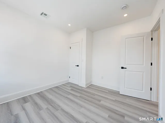 $2,100 | 44 Wallace Row, Wallingford, CT 06492