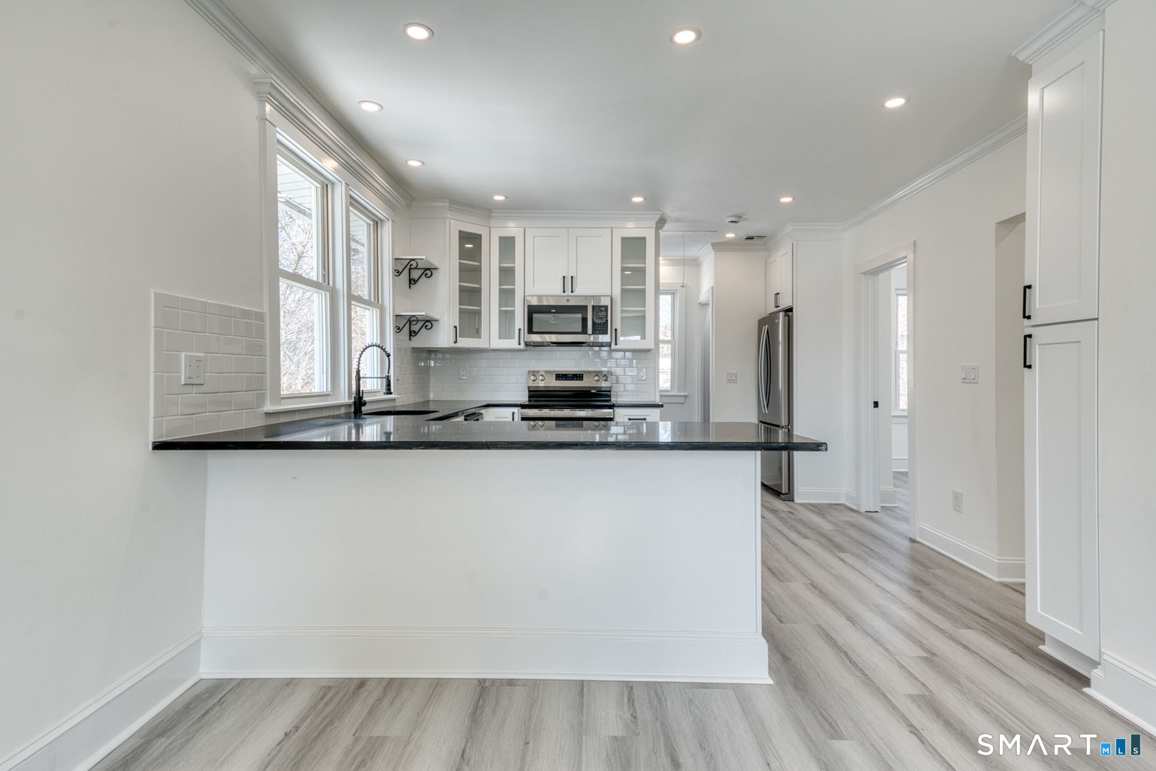 44 Wallace Row Wallingford, CT 06492 - Photo 9 of 32