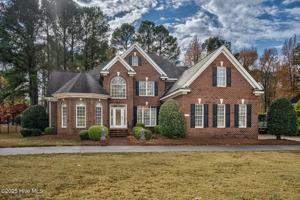 $548,500 | 1119 Falling River Walk, Rocky Mount, NC 27804