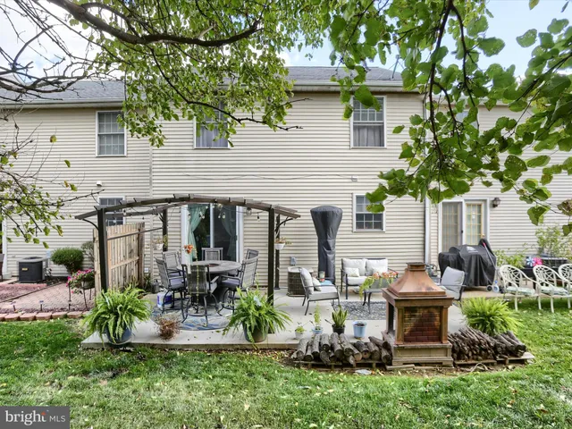 $259,900 | 126 Country Ridge Drive, Red Lion, PA 17356