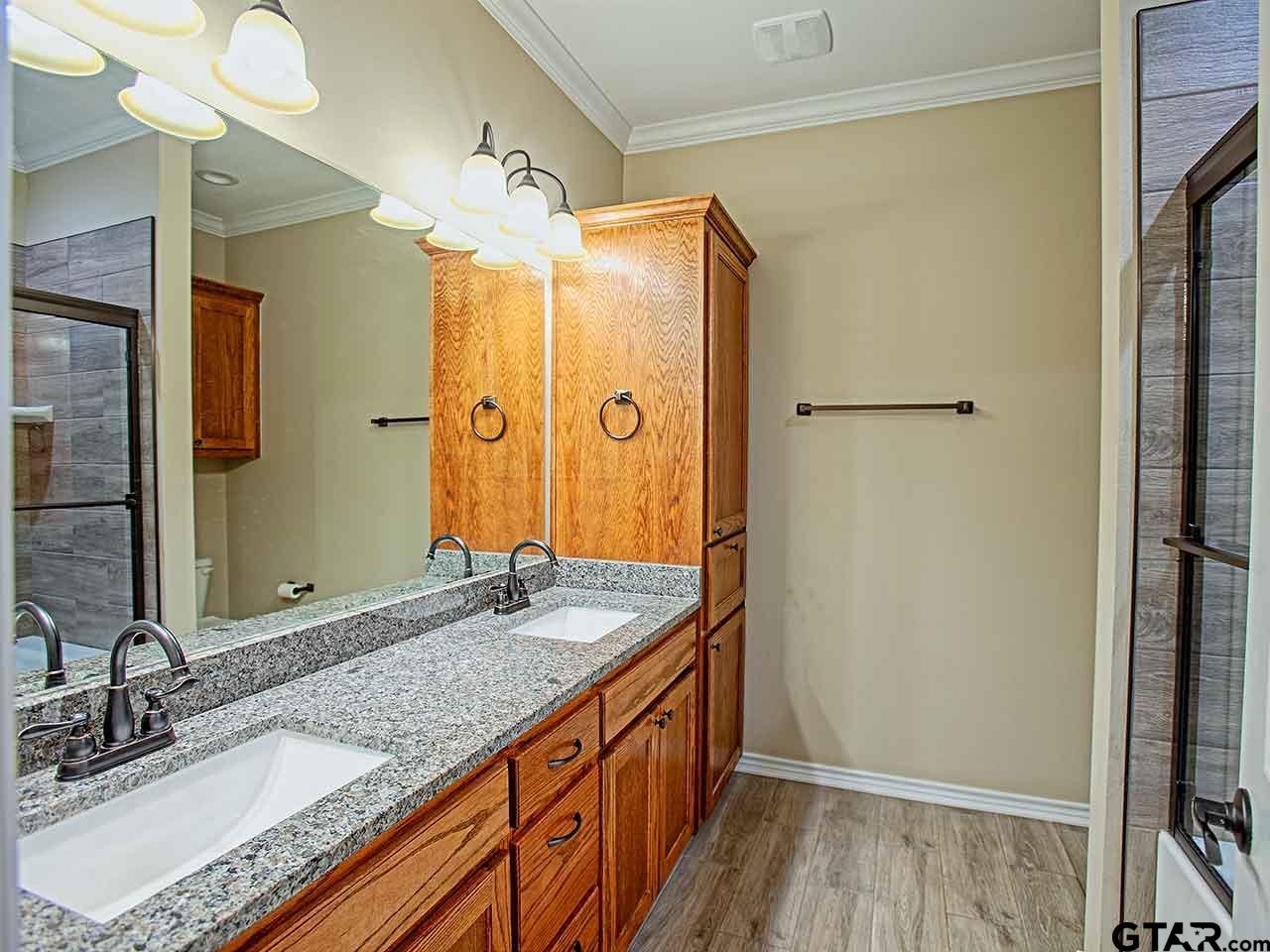 111 Oak Street Emory, TX 75440 - Photo 11 of 30