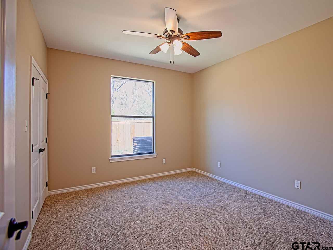 111 Oak Street Emory, TX 75440 - Photo 15 of 30