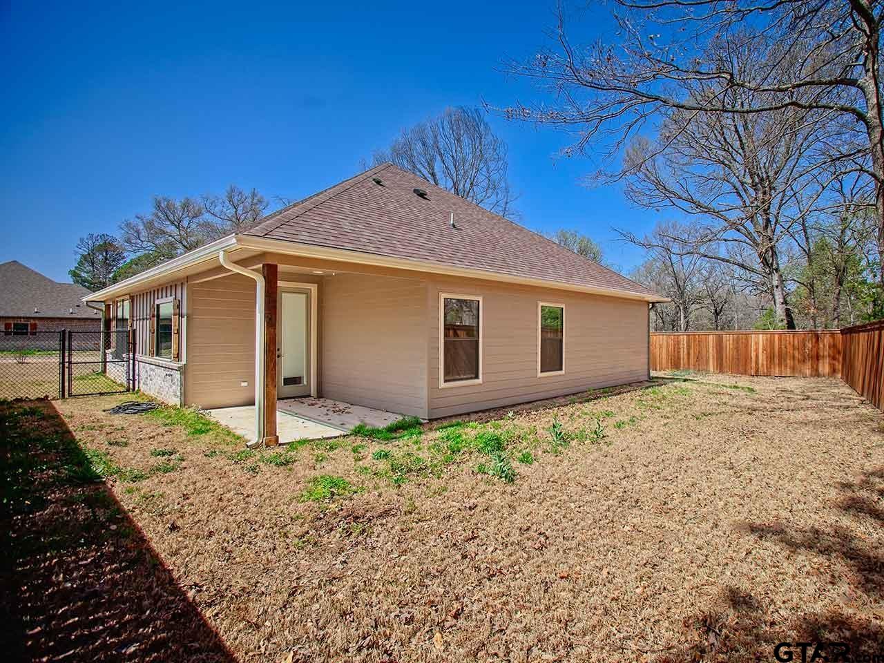 111 Oak Street Emory, TX 75440 - Photo 23 of 30