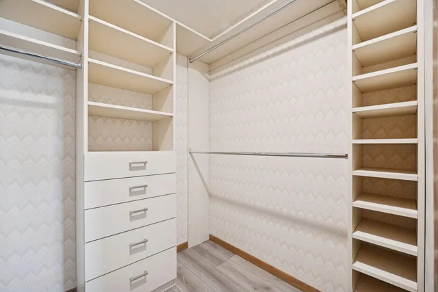 $320,000 | 4143 Meadowlark Point, Eagan, MN 55122