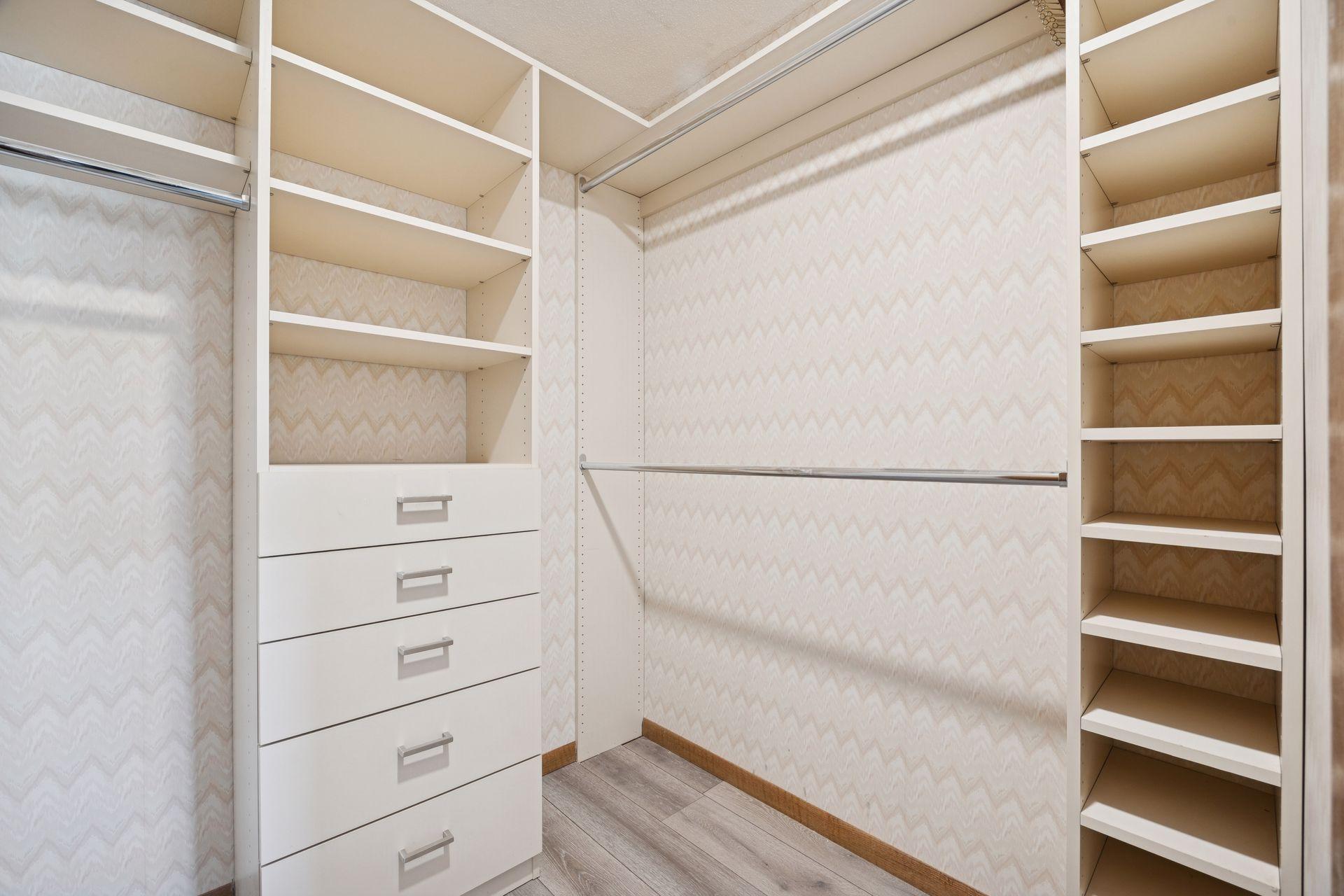 4143 Meadowlark Point Eagan, MN 55122 - Photo 14 of 26