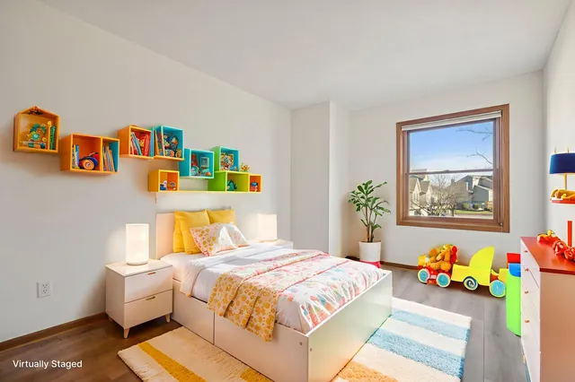 $320,000 | 4143 Meadowlark Point, Eagan, MN 55122