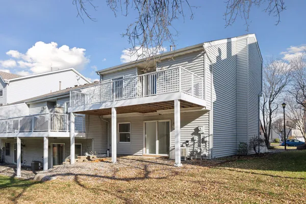 $319,500 | 4143 Meadowlark Point, Eagan, MN 55122
