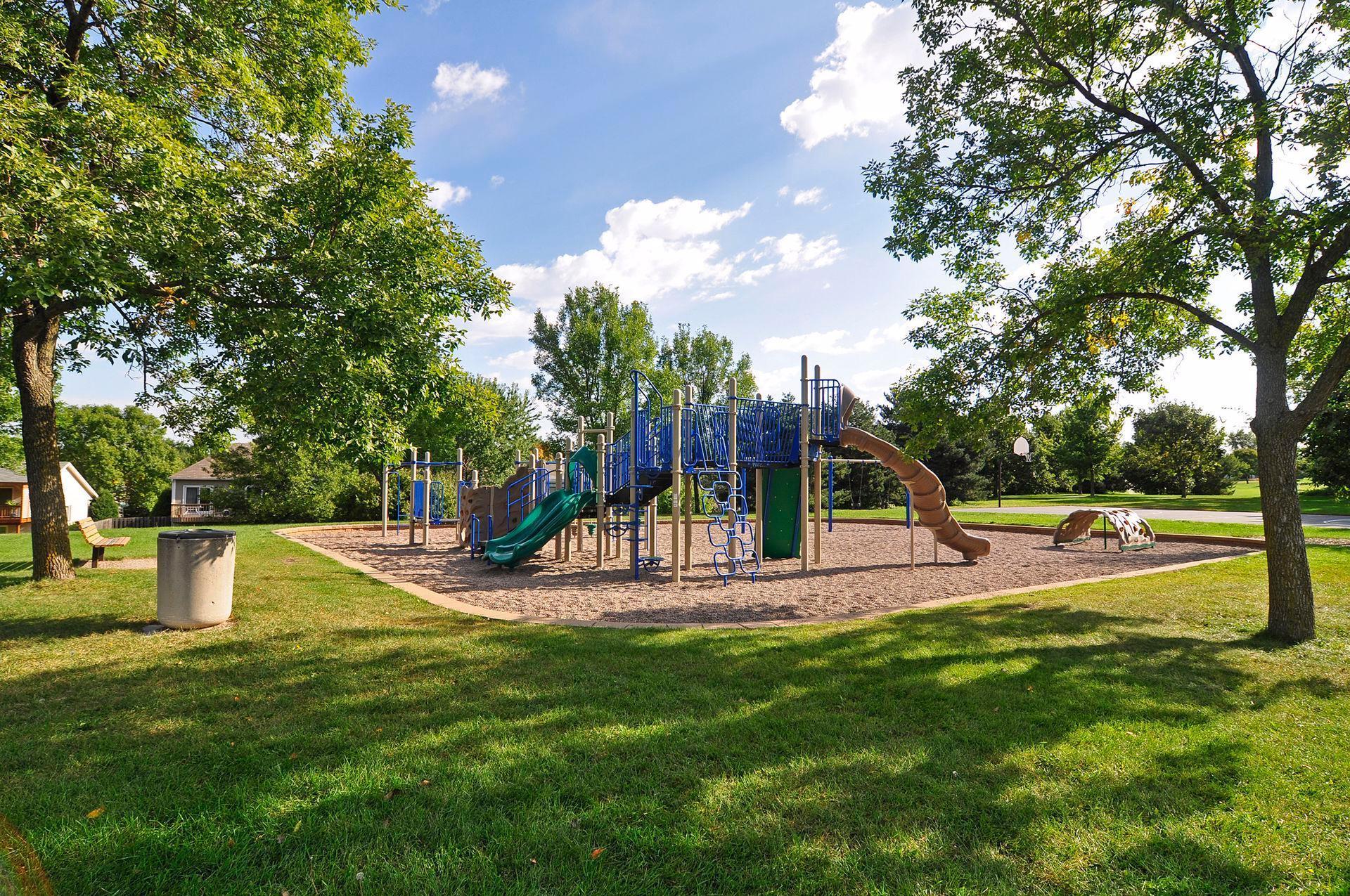 4143 Meadowlark Point Eagan, MN 55122 - Photo 33 of 35