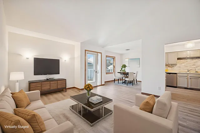 $320,000 | 4143 Meadowlark Point, Eagan, MN 55122