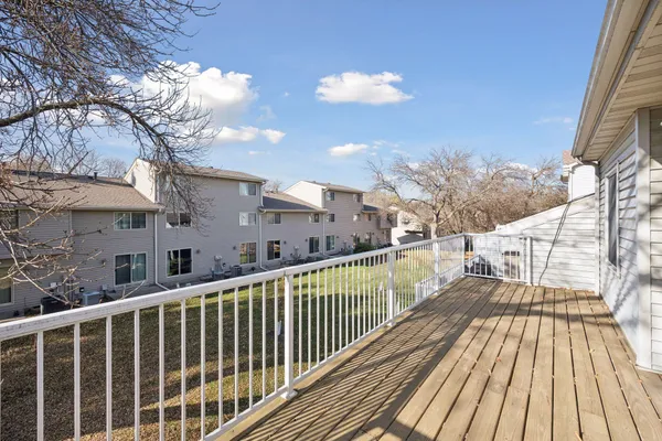 $319,500 | 4143 Meadowlark Point, Eagan, MN 55122