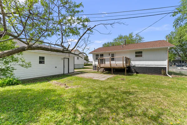 $199,900 | 3345 West Garfield Street, Davenport, IA 52804