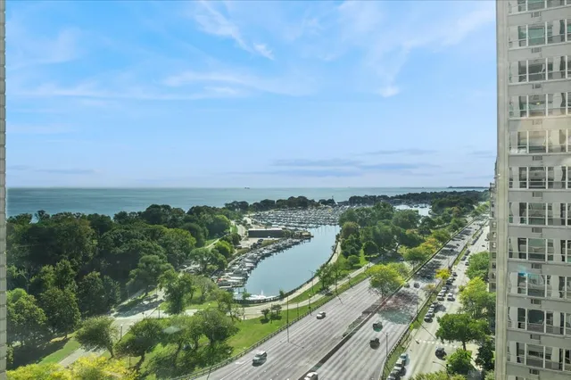 $3,500 | 3600 North Lake Shore Drive, Unit 1601, Chicago, IL 60613