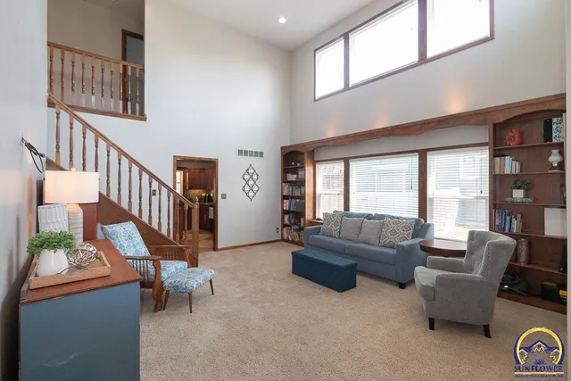 $409,900 | 7628 Southwest 28th Terrace, Topeka, KS 66614