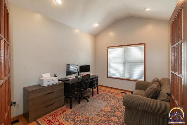 $409,900 | 7628 Southwest 28th Terrace, Topeka, KS 66614