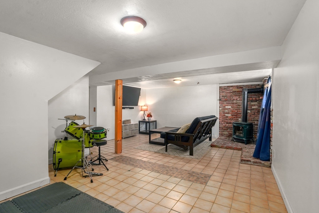 13 Harlow Road Marshfield, MA 02050 - Photo 19 of 28 Gallery Image 19