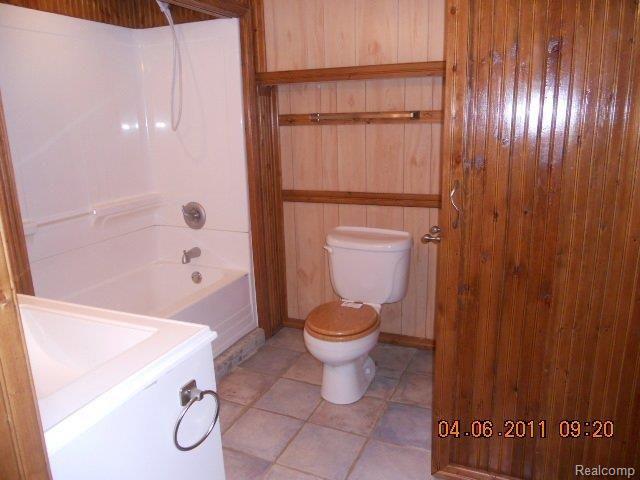 9011 Secor Road Temperance, MI 48182 - Photo 14 of 14 basementbath