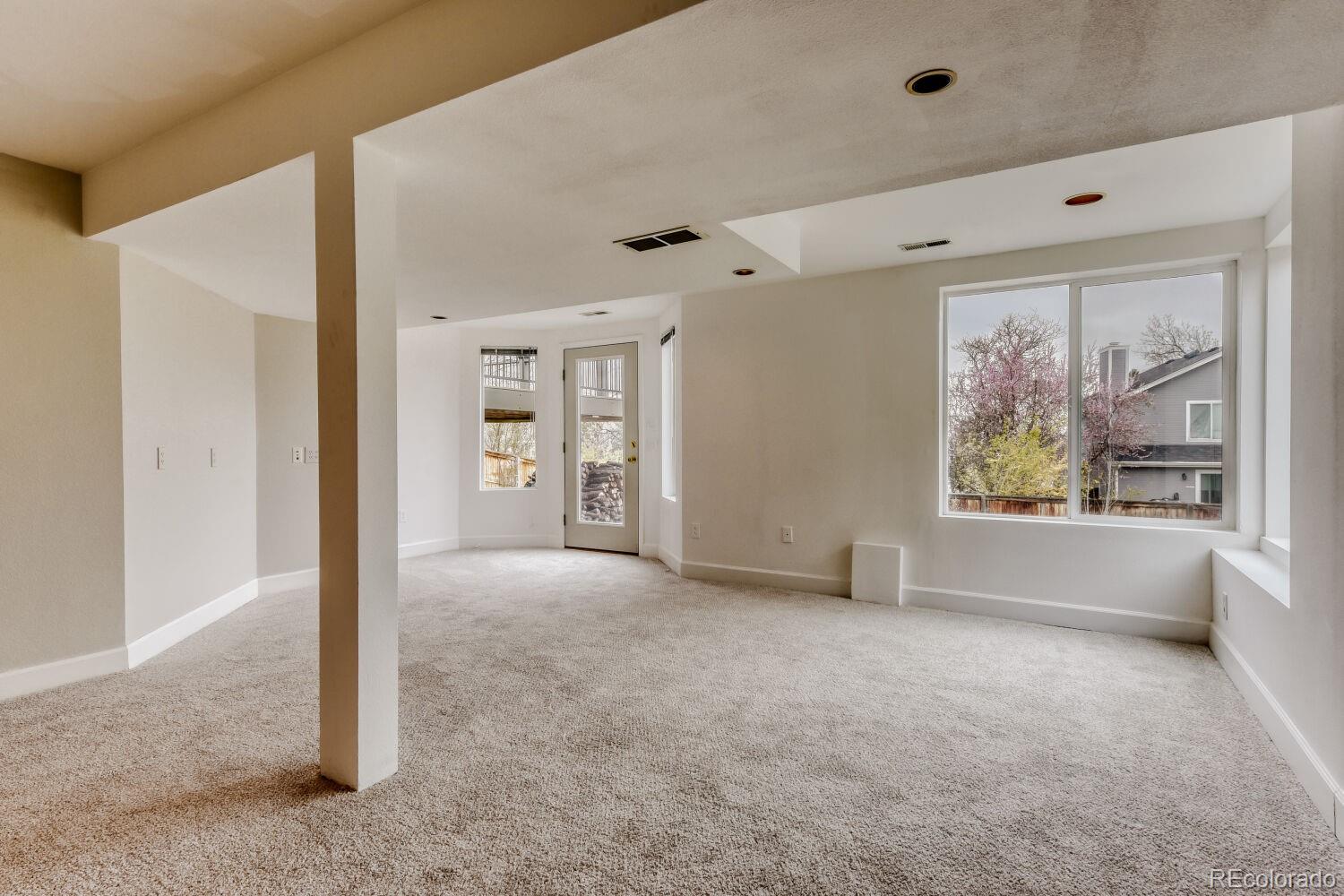 9378 Shadowglen Court Highlands Ranch, CO 80126 - Photo 19 of 30