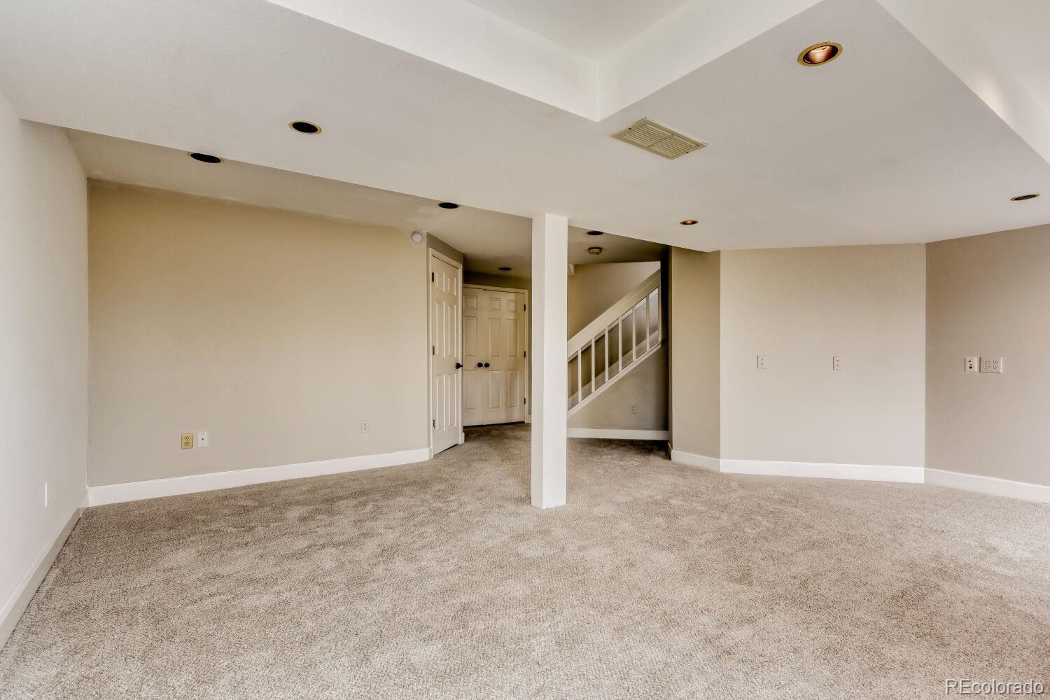 9378 Shadowglen Court Highlands Ranch, CO 80126 - Photo 20 of 30