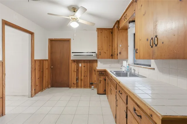 $419,000 | 1109 Arcadia Avenue, Austin, TX 78757