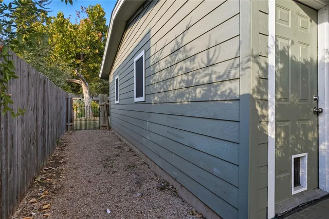 $419,000 | 1109 Arcadia Avenue, Austin, TX 78757