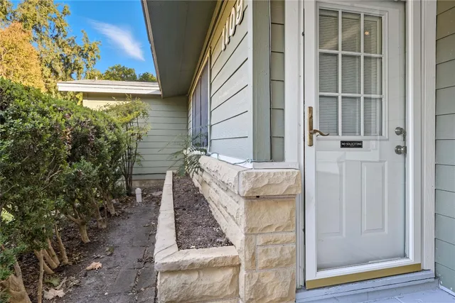 $419,000 | 1109 Arcadia Avenue, Austin, TX 78757
