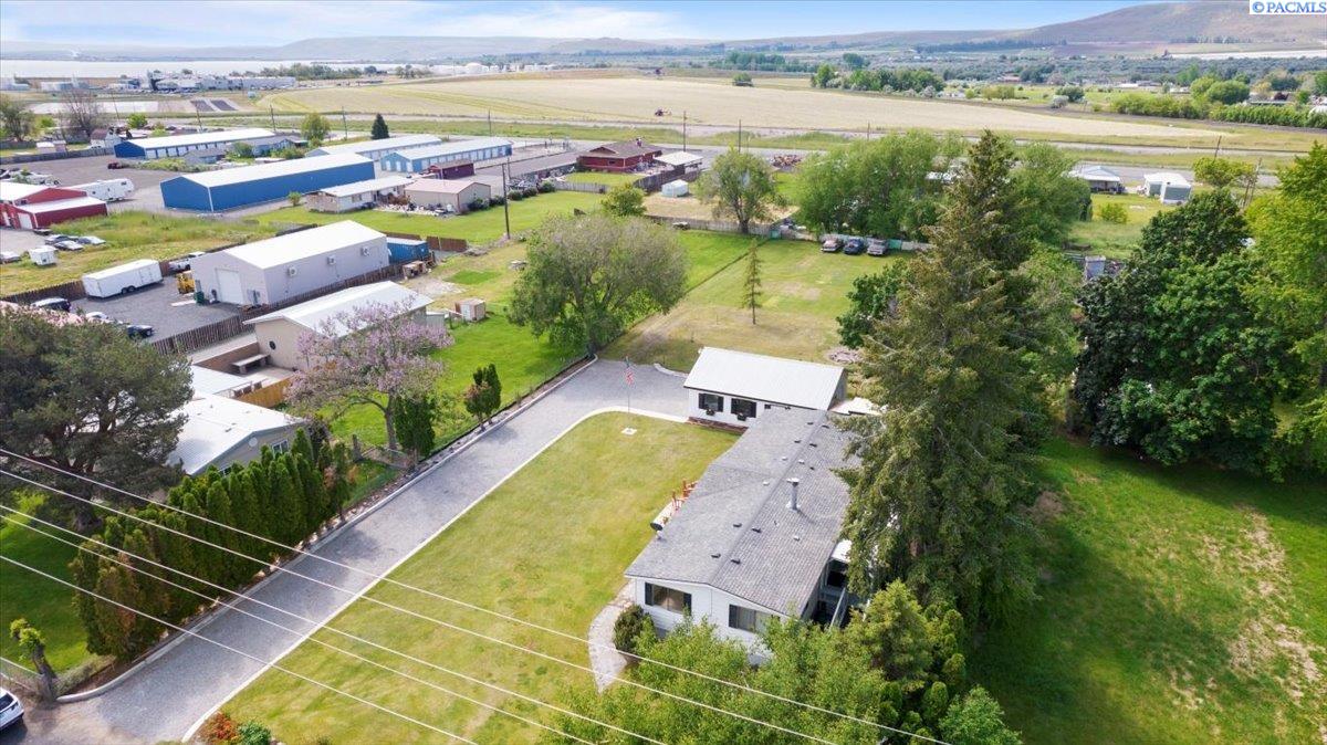 229305 East Lechelt Road Kennewick, WA 99337 - Photo 11 of 40 Gallery Image 11