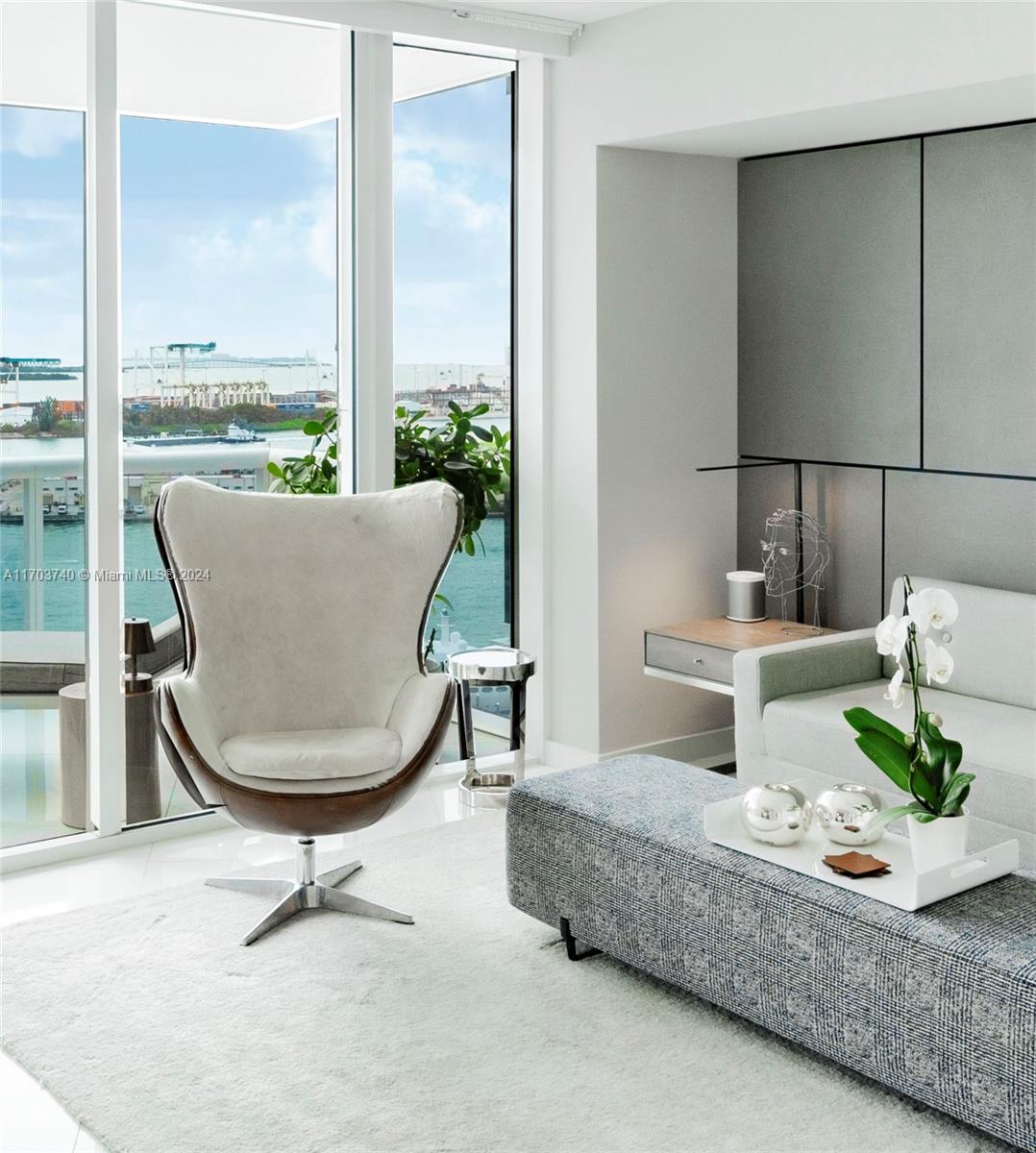 400 Alton Road, Unit 1604 Miami Beach, FL 33139 - Photo 28 of 36 Gallery Image 28