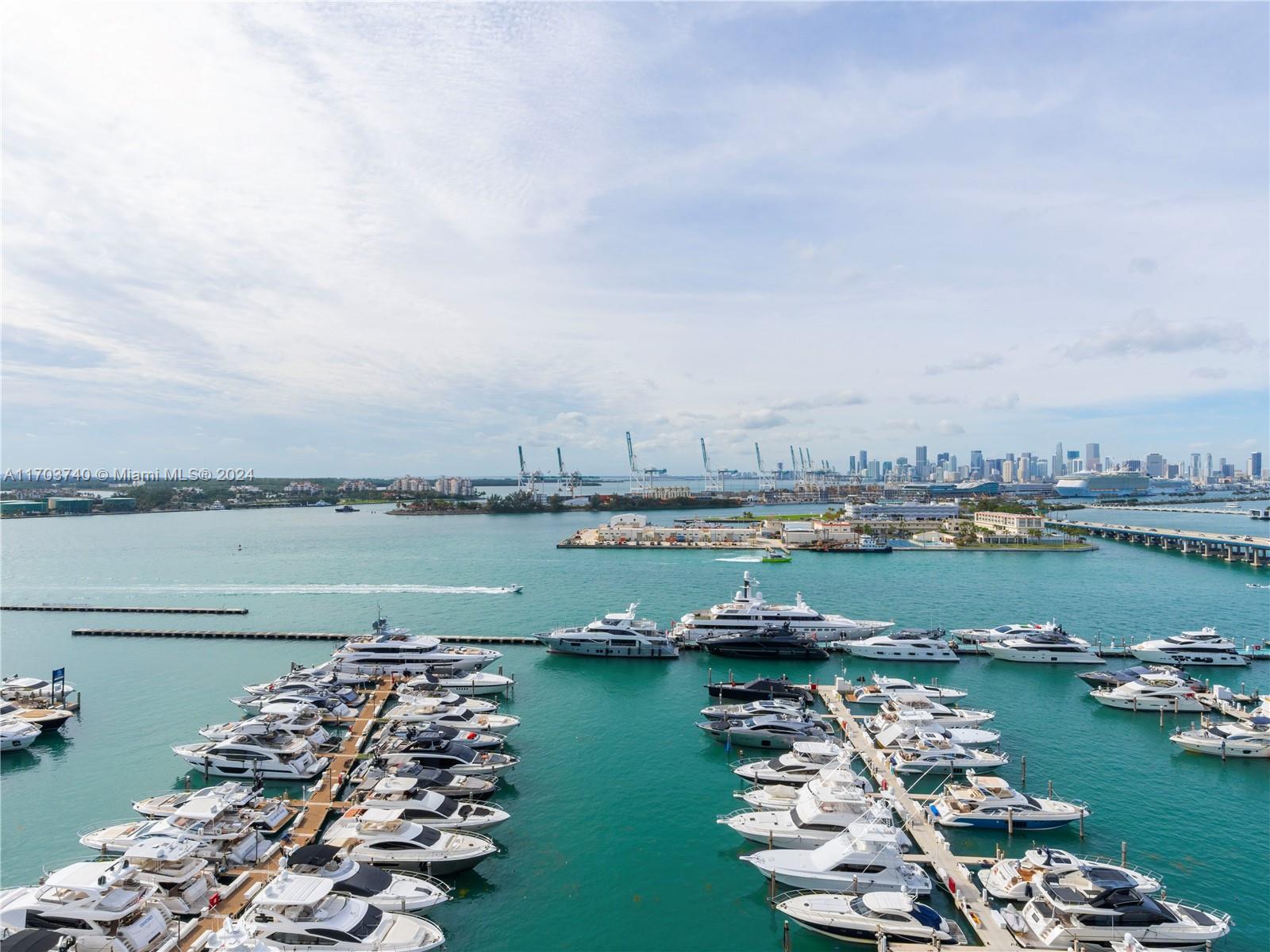 400 Alton Road, Unit 1604 Miami Beach, FL 33139 - Photo 31 of 36 Gallery Image 31