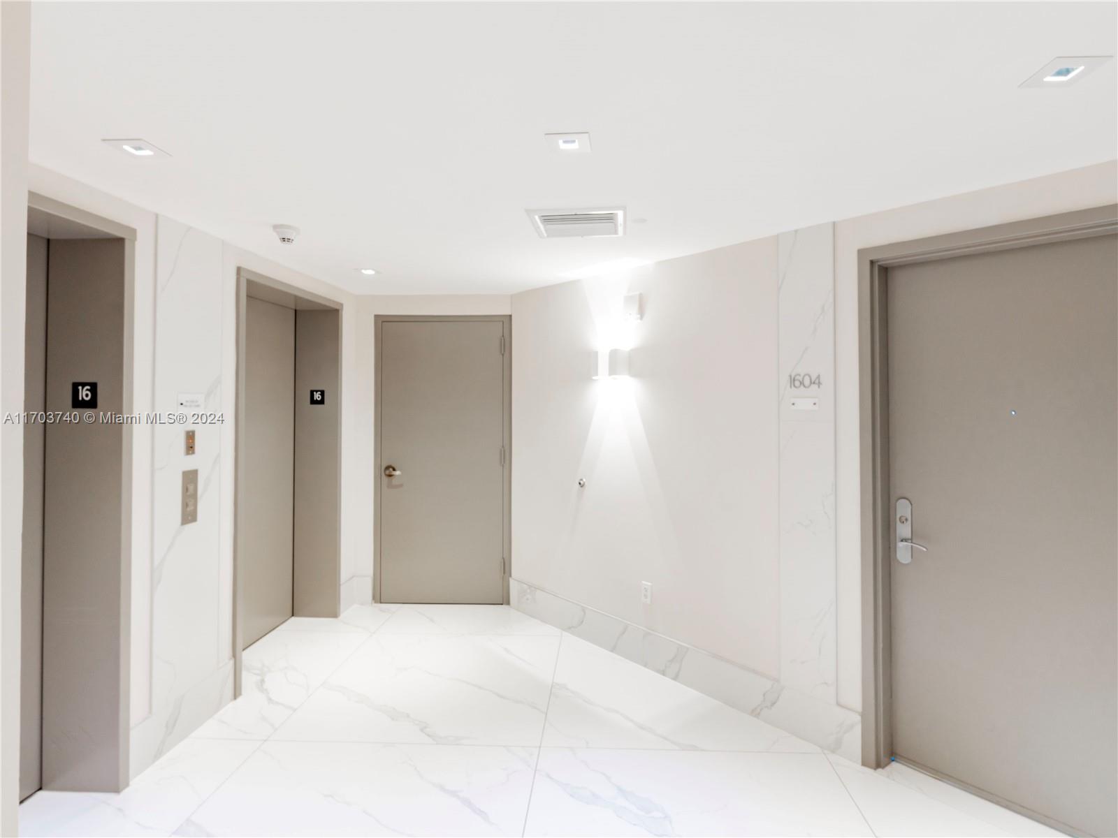 400 Alton Road, Unit 1604 Miami Beach, FL 33139 - Photo 32 of 36 Gallery Image 32