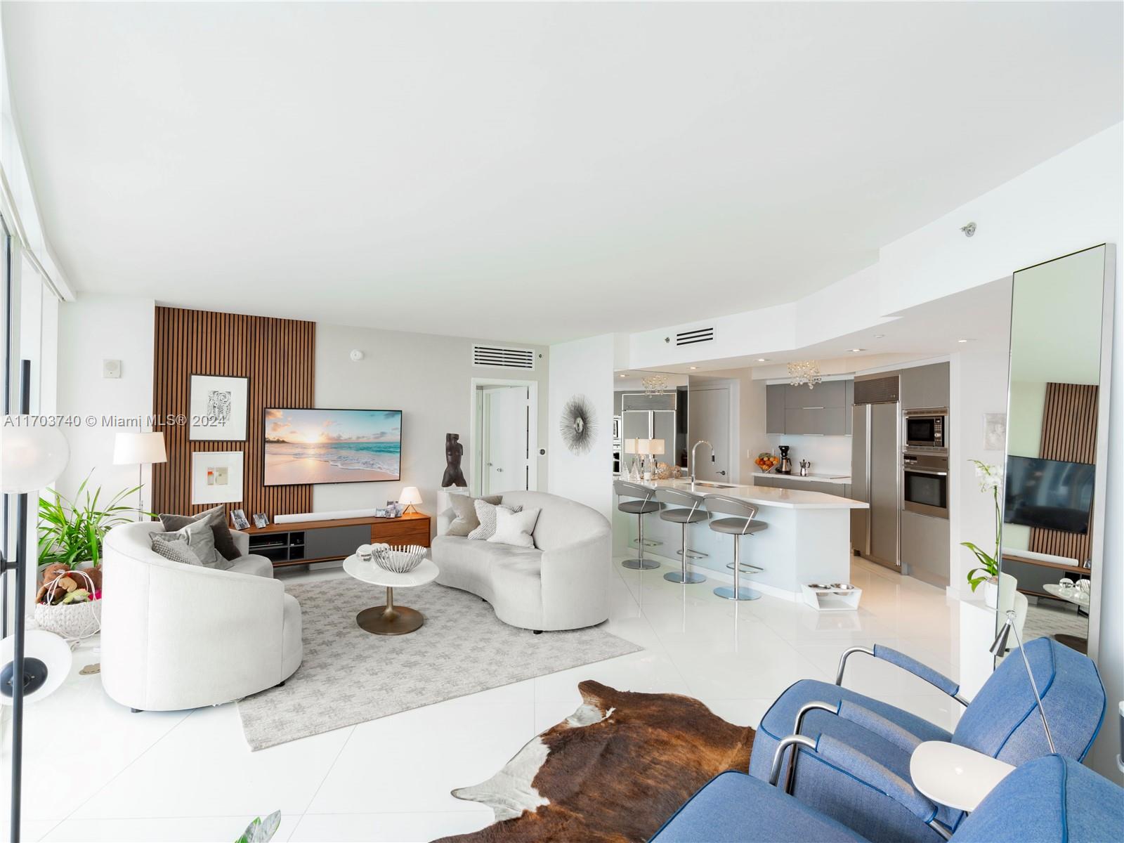 400 Alton Road, Unit 1604 Miami Beach, FL 33139 - Photo 5 of 36 Gallery Image 5