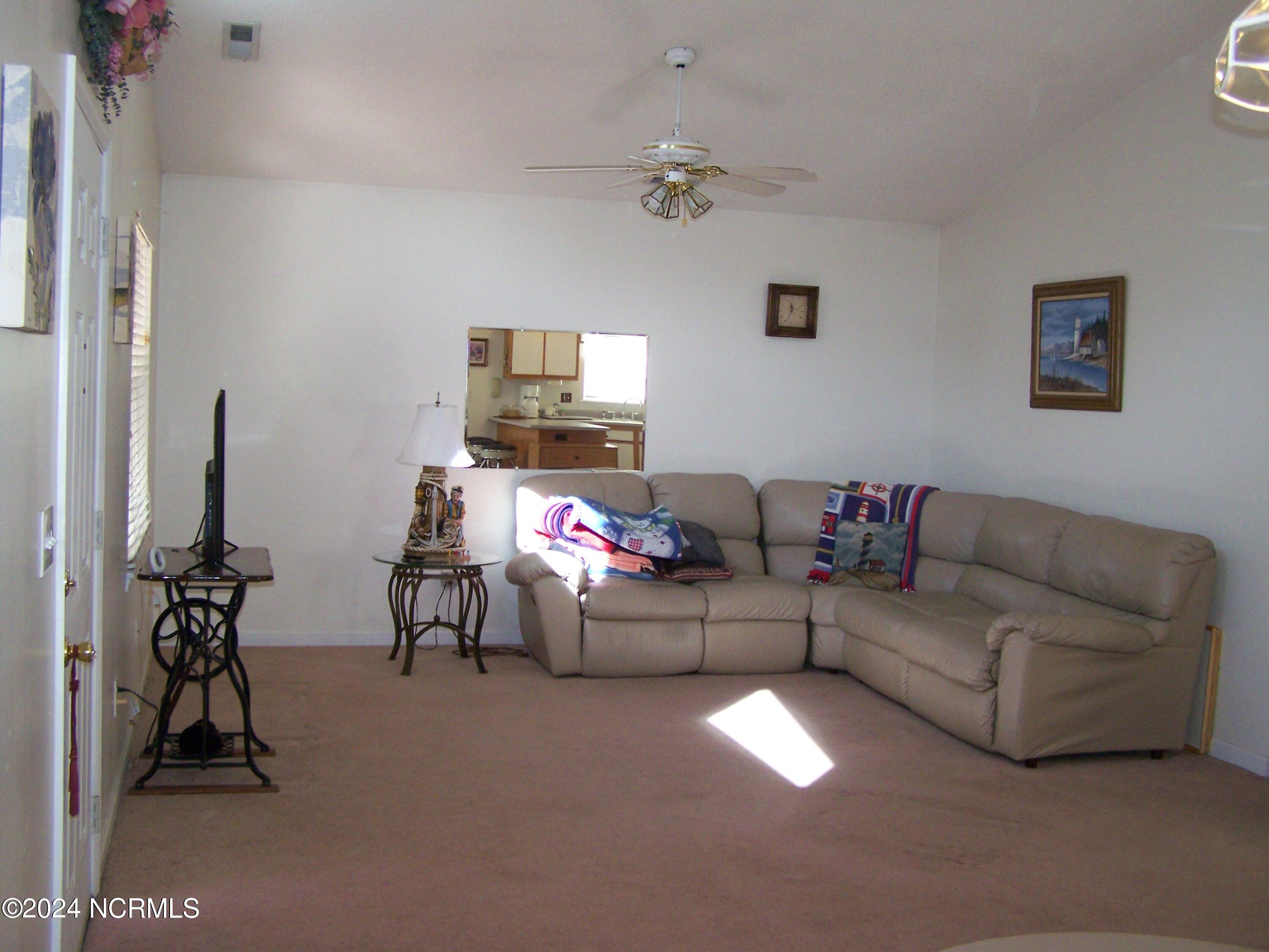 36 North Lake Drive Boiling Spring Lakes, NC 28461 - Photo 14 of 55 100_3668