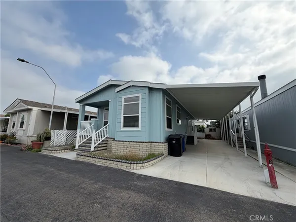 a view of a car garage
