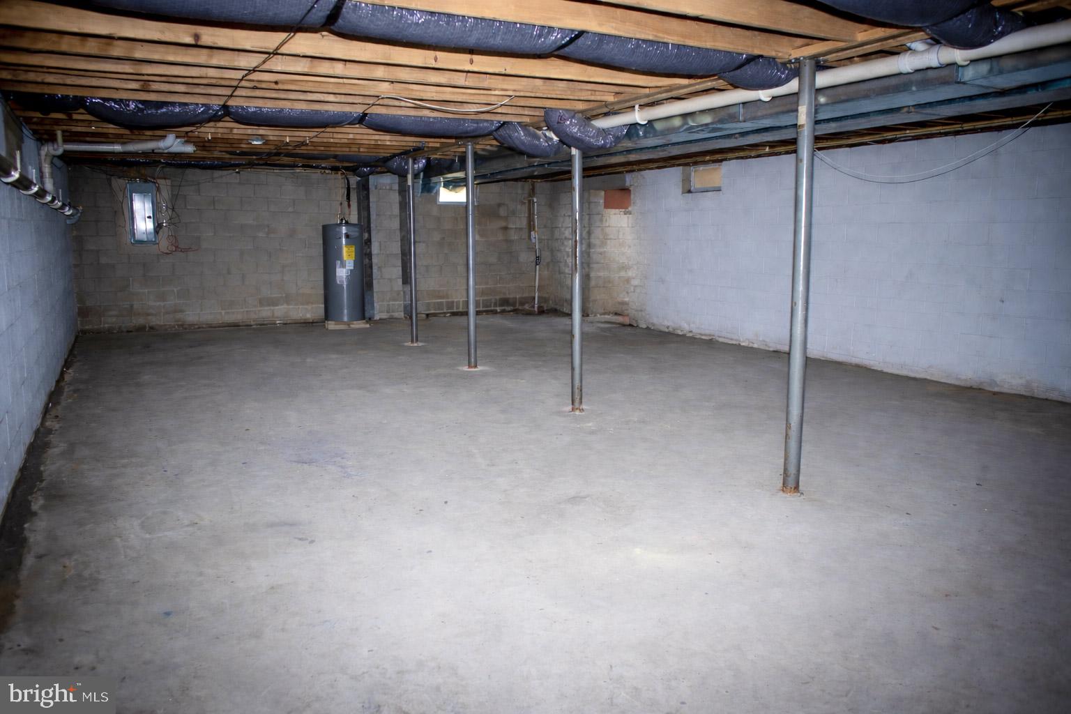 250 Shoemaker Lane Bridgeton, NJ 08302 - Photo 31 of 33 a view of a room with gym equipment