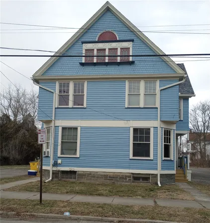 $1,100 | 364 West Gray Street, Elmira, NY 14905