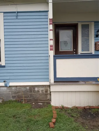 $1,100 | 364 West Gray Street, Elmira, NY 14905