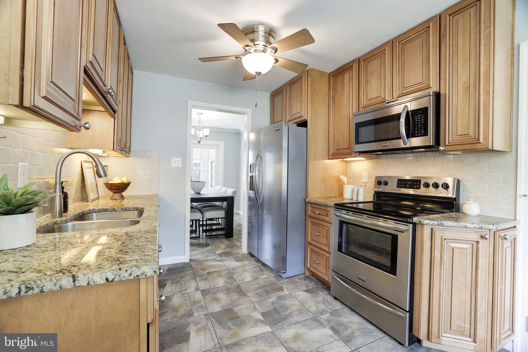 5938 Ridge Ford Drive Burke, VA 22015 - Photo 11 of 61