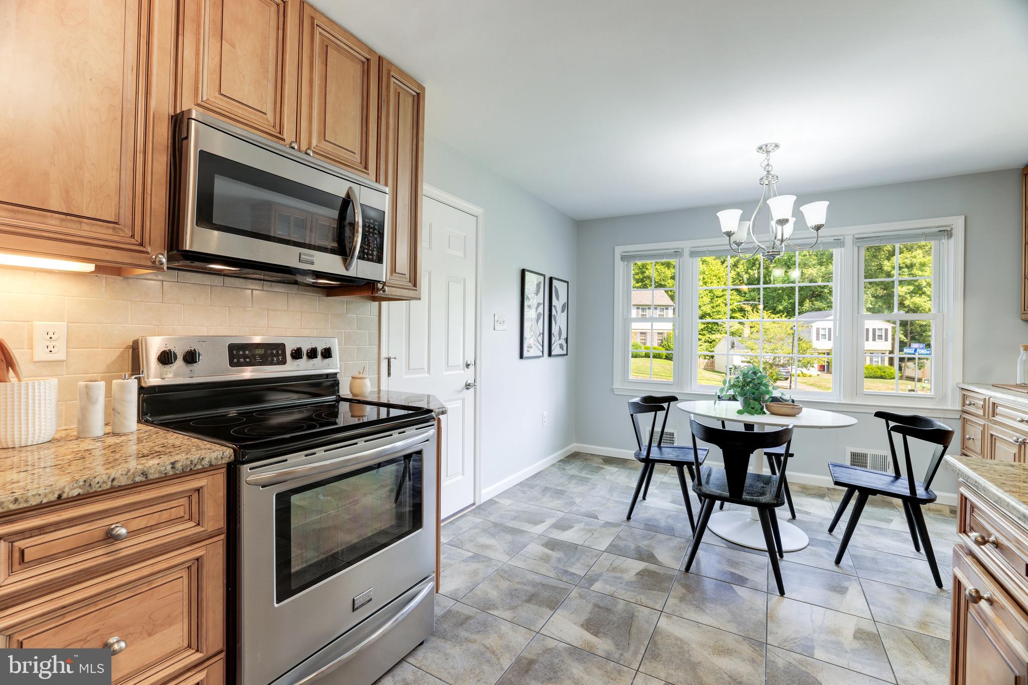 5938 Ridge Ford Drive Burke, VA 22015 - Photo 12 of 61