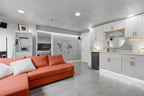 $575,000 | 5410 South Nepal Court, Centennial, CO 80015