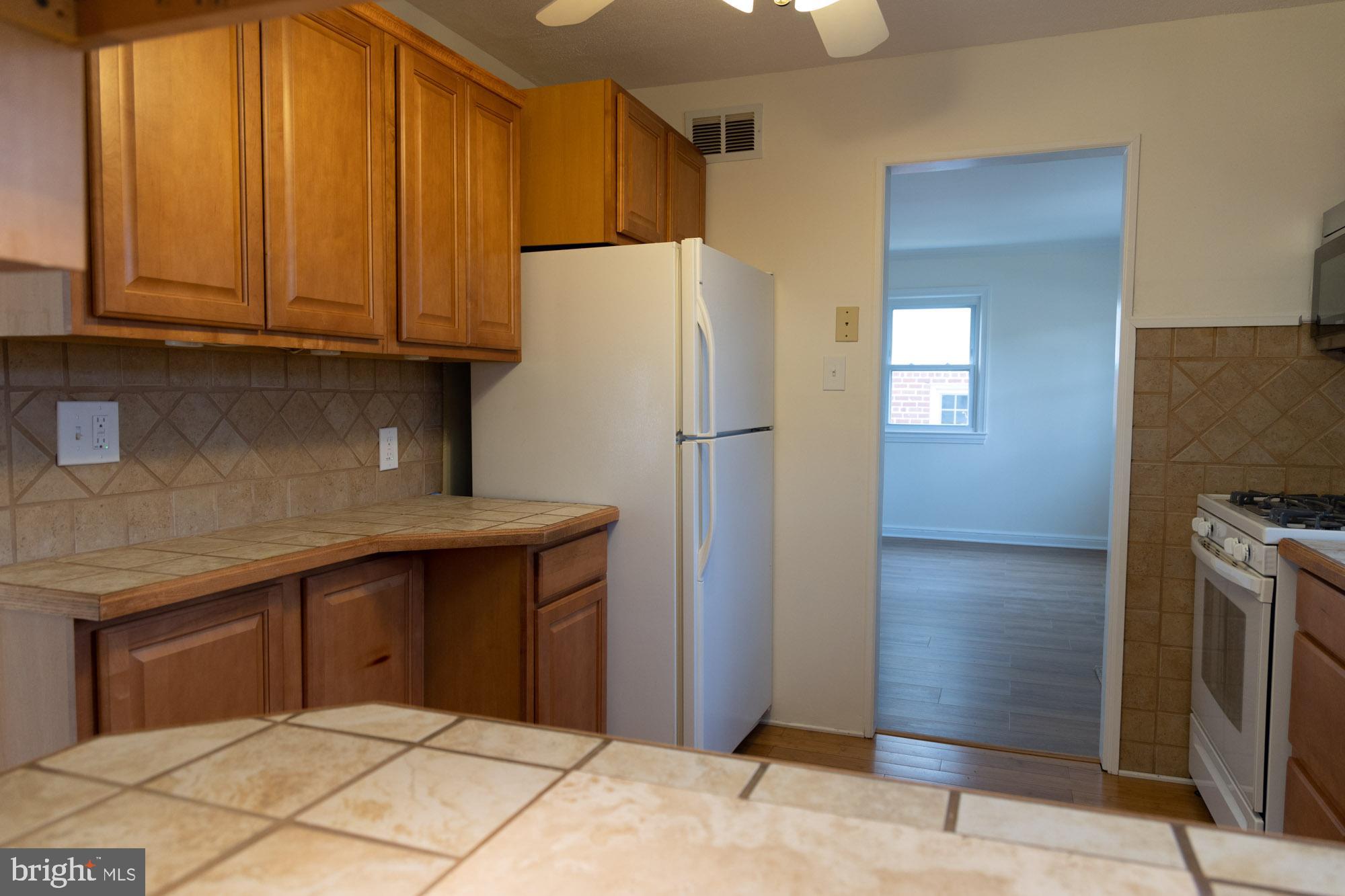 1610 Gridley Lane Silver Spring, MD 20902 - Photo 18 of 45 kitchen