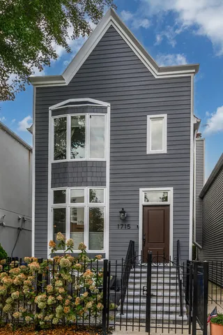 $7,000 | 1715 West Wabansia Avenue, Chicago, IL 60622