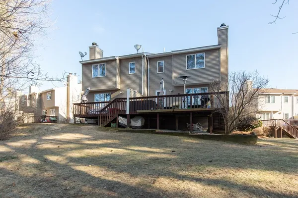 $359,900 | 15 Newell's Meadow Lane, Derry, NH 03038