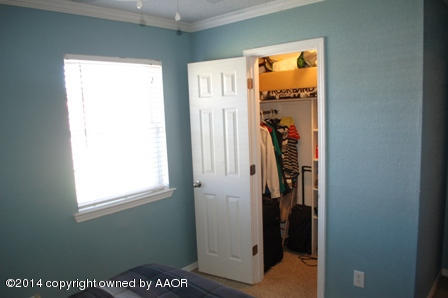 8101 Marni Trail Amarillo, TX 79110 - Photo 12 of 39 a view of a livingroom with a window