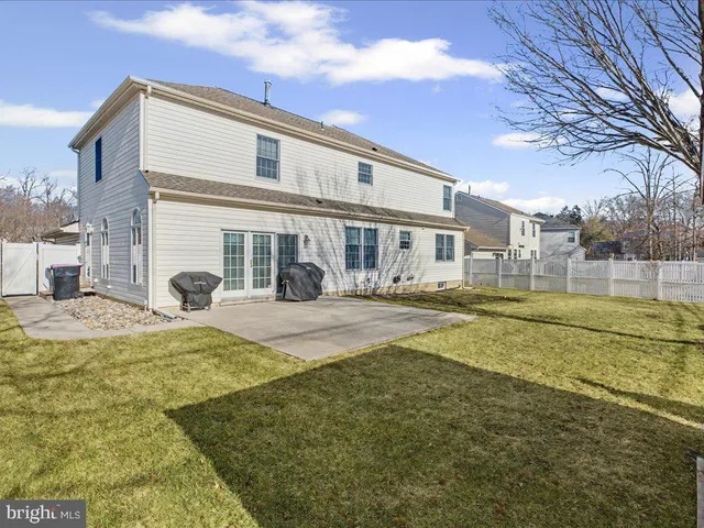a view of a house with swimming pool