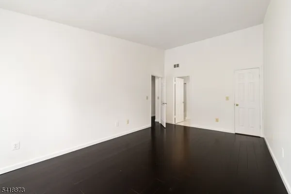 $3,100 | 11 Colton Circle, West Orange, NJ 07052