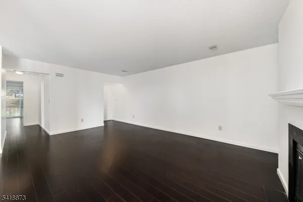 $3,100 | 11 Colton Circle, West Orange, NJ 07052