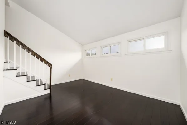 $3,100 | 11 Colton Circle, West Orange, NJ 07052